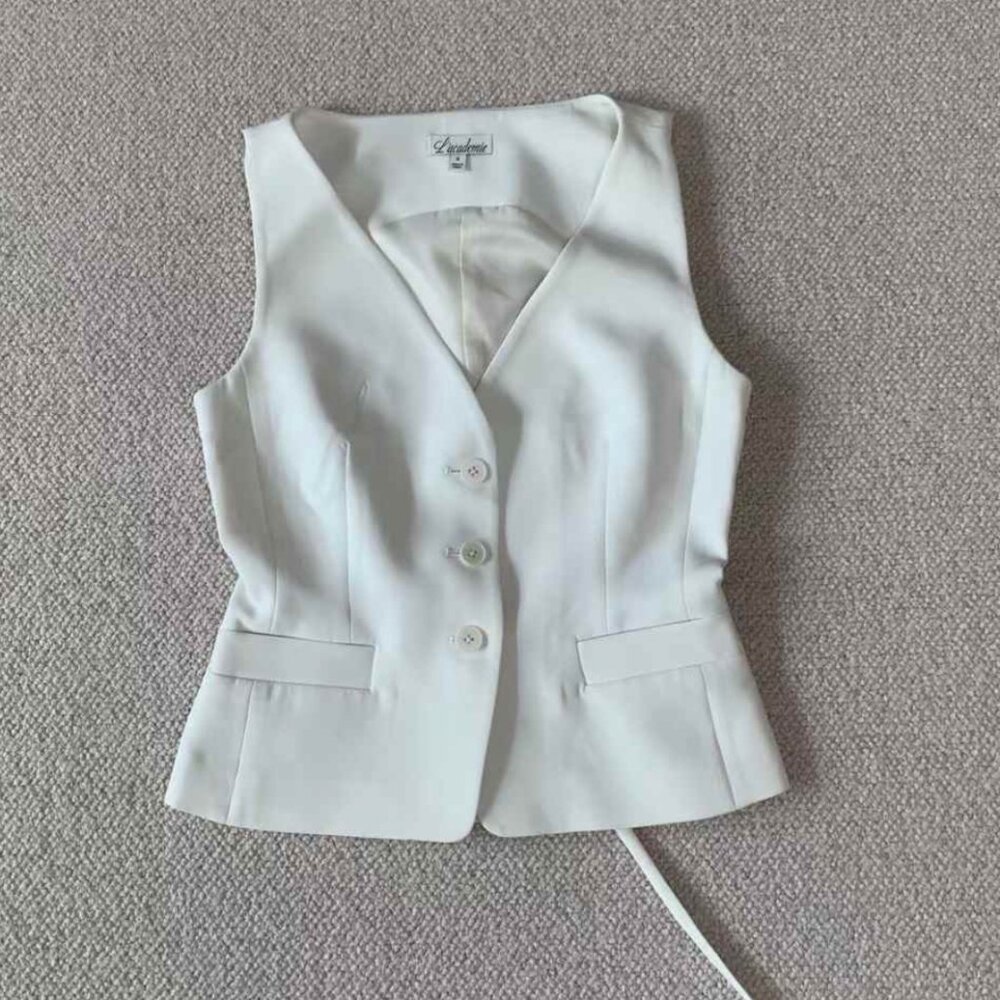 BEST L'Academie by Marianna Revolove Nomiko Top - Ivory Off White Vest Cropped - Picture 4 of 9
